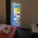 Tatil Evi Oaza Mira & Resort-فندق ومنتجع واحة الهدوء