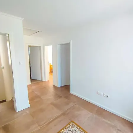 Oaza Mira & Resort-فندق ومنتجع واحة الهدوء Σπίτι διακοπών Vlasic