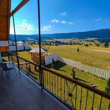 Oaza Mira & Resort-فندق ومنتجع واحة الهدوء Dom wakacyjny Vlašić