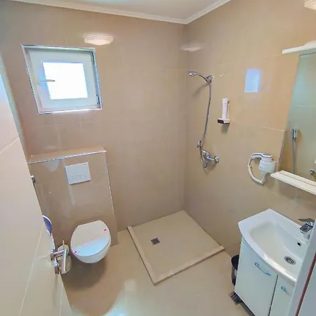 Oaza Mira & Resort-فندق ومنتجع واحة الهدوء *