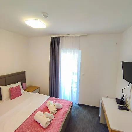 Prázdninový dům Oaza Mira & Resort-فندق ومنتجع واحة الهدوء