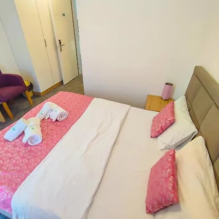 Oaza Mira & Resort-فندق ومنتجع واحة الهدوء Casa vacanze *